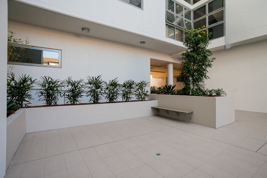 One-Bedroom Apartment near Top Ryde City — image 12